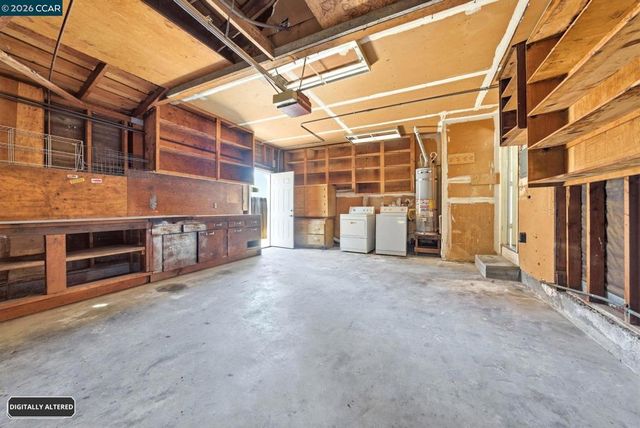 2261 Del Monte Dr, San Pablo, CA 94806