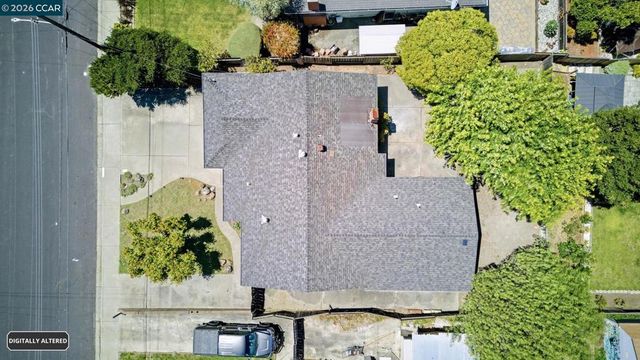 2261 Del Monte Dr, San Pablo, CA 94806