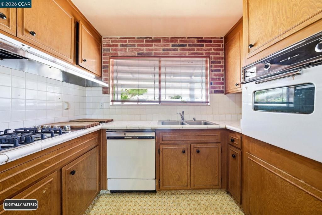 Image 19 of property listing at 2261 Del Monte Dr, San Pablo, CA 94806