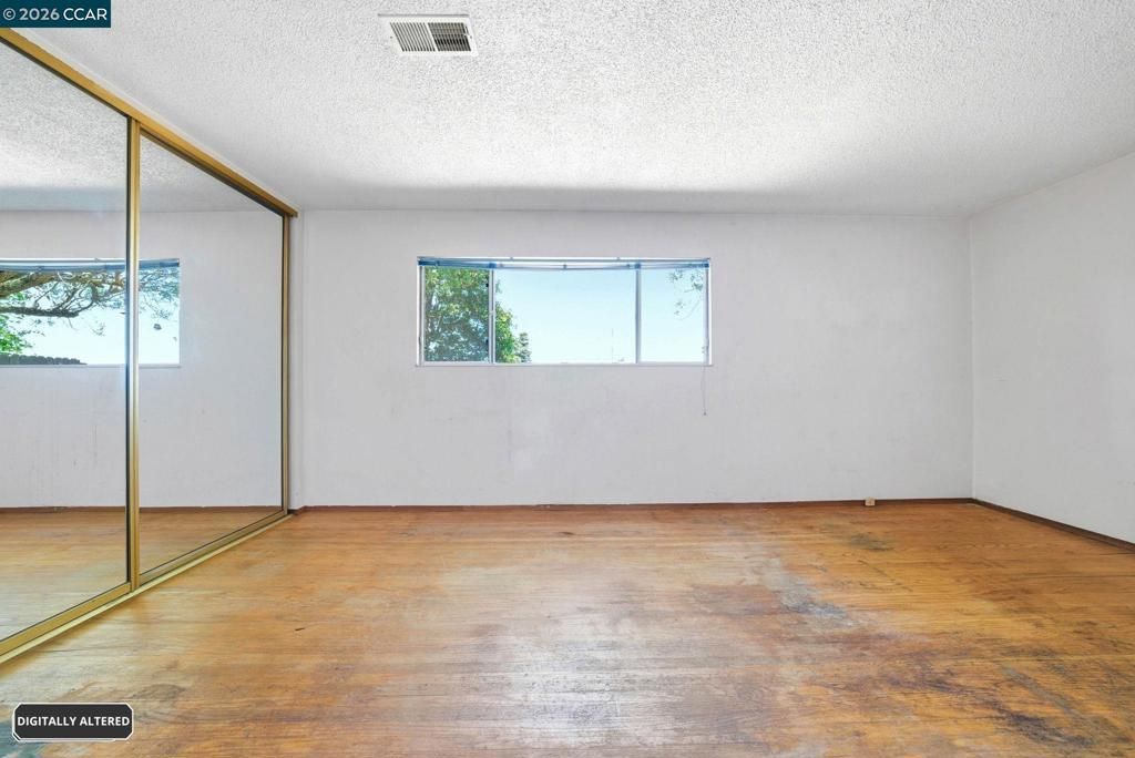 Image 36 of property listing at 2261 Del Monte Dr, San Pablo, CA 94806