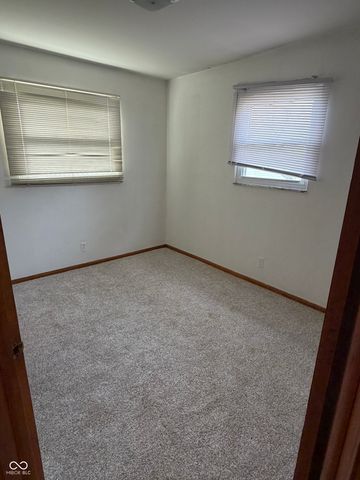 208 N 5th Avenue, Beech Grove, IN 46107