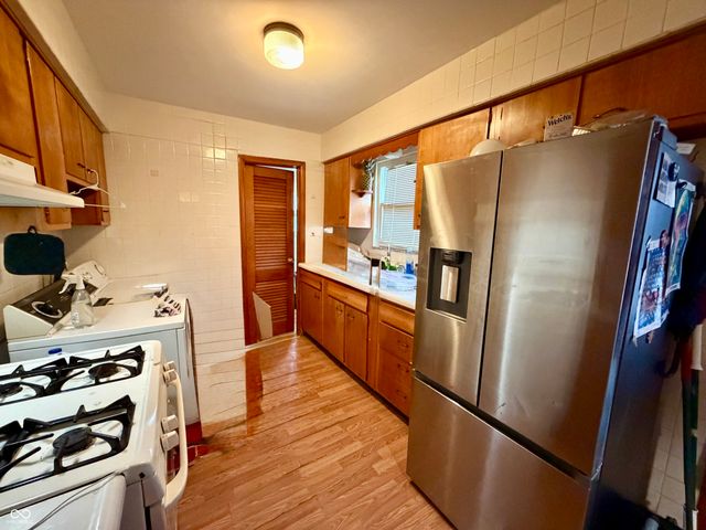 208 N 5th Avenue, Beech Grove, IN 46107