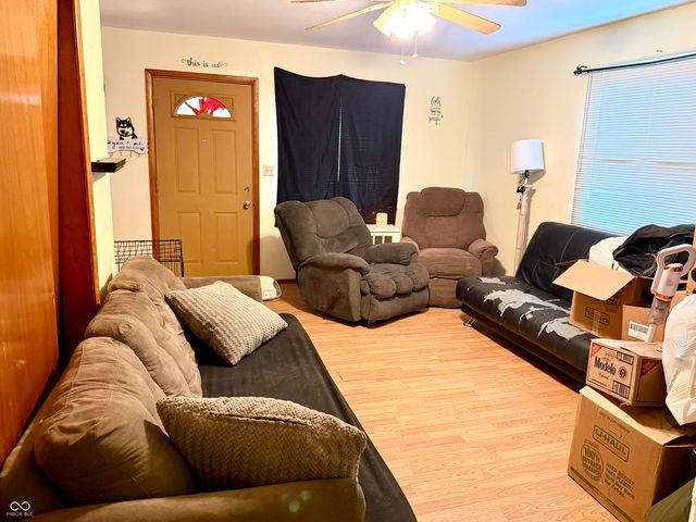 208 N 5th Avenue, Beech Grove, IN 46107