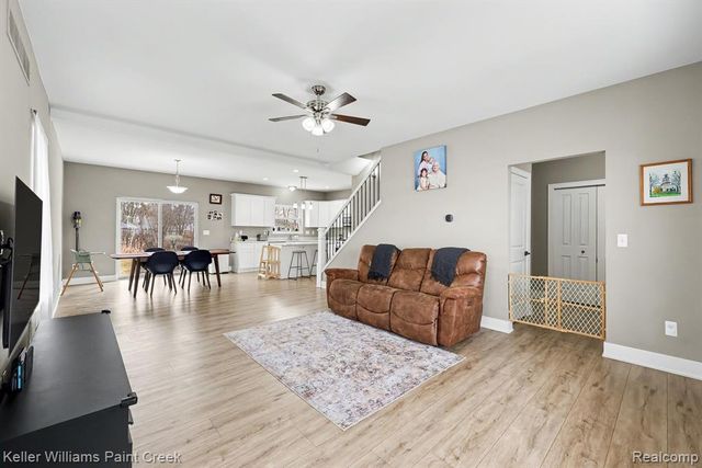 49053 Jefferson Avenue, Chesterfield, MI 48047