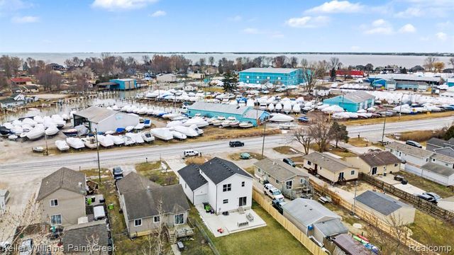 49053 Jefferson Avenue, Chesterfield, MI 48047