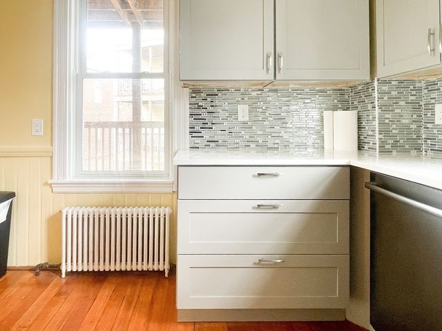 381 Centre St 2, Boston, MA 02130