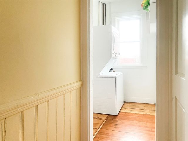 381 Centre St 2, Boston, MA 02130