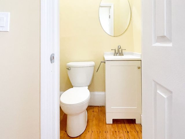 381 Centre St 2, Boston, MA 02130