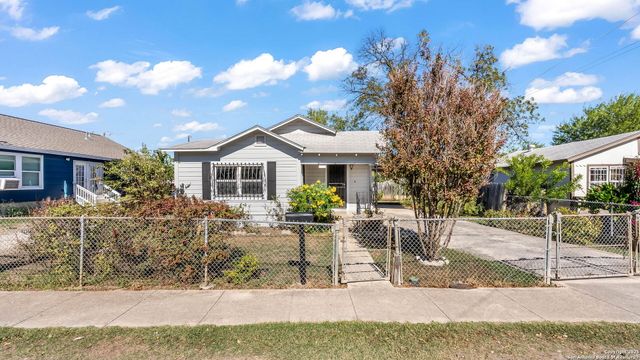 2719 Chihuahua, San Antonio, TX 78207
