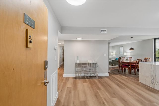 14810 RUE DE BAYONNE 3H, Clearwater, FL 33762