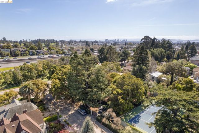 0 Ivanhoe, Oakland, CA 94618