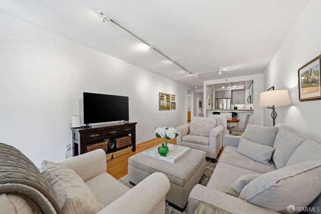 750 Van Ness Avenue 205, San Francisco, CA 94102