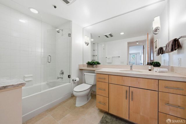 750 Van Ness Avenue 205, San Francisco, CA 94102