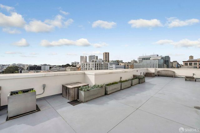 750 Van Ness Avenue 205, San Francisco, CA 94102