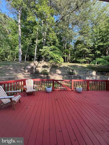 2051 FARRAGUT DR, Stafford, VA 22554