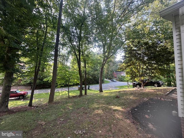 2051 FARRAGUT DR, Stafford, VA 22554