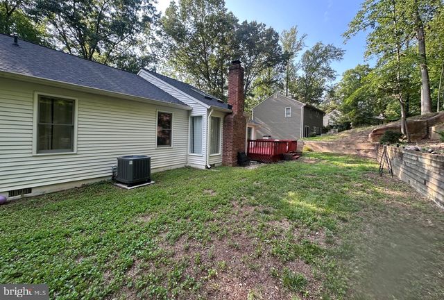 2051 FARRAGUT DR, Stafford, VA 22554