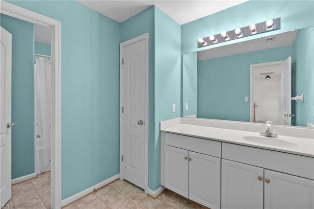 7003 Darby CT, Suffolk, VA 23435