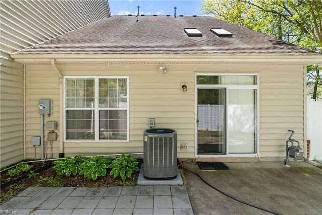 7003 Darby CT, Suffolk, VA 23435