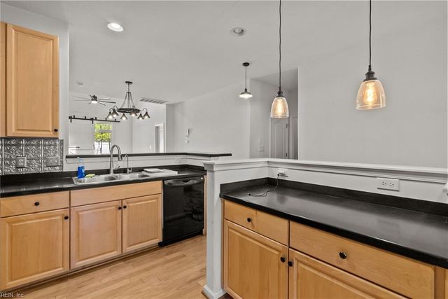 7003 Darby CT, Suffolk, VA 23435