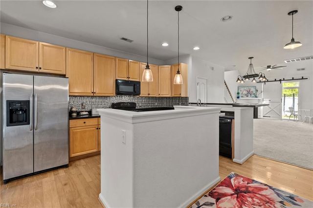 7003 Darby CT, Suffolk, VA 23435