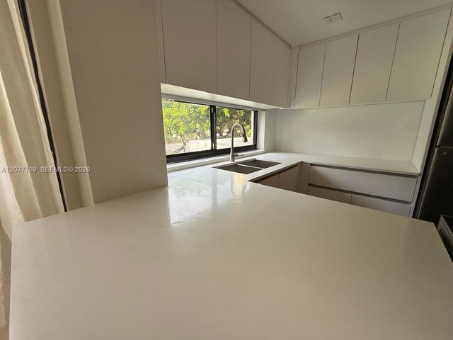 17011 N Bay Road 215, Sunny Isles Beach, FL 33160