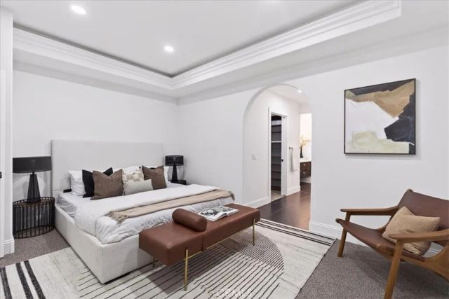 5825 Irving Avenue, La Crescenta, CA 91214