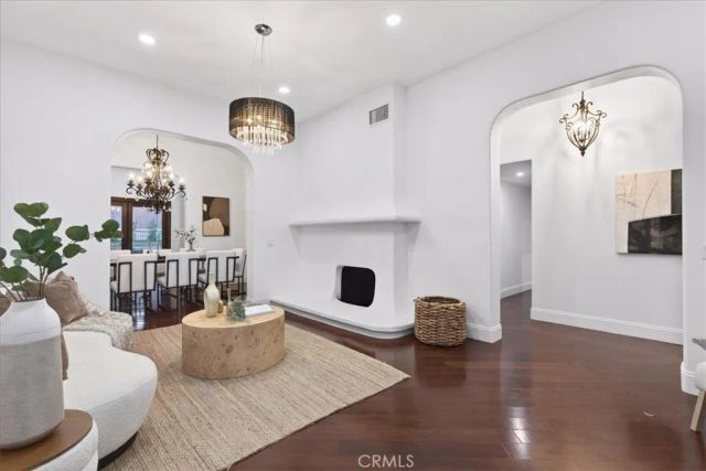 5825 Irving Avenue, La Crescenta, CA 91214