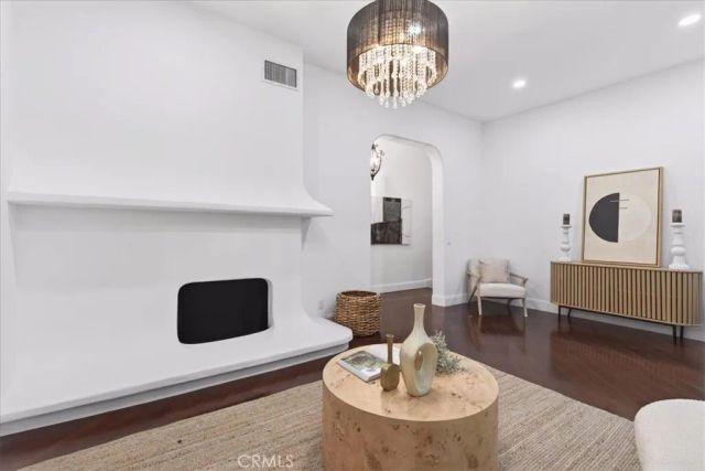 5825 Irving Avenue, La Crescenta, CA 91214