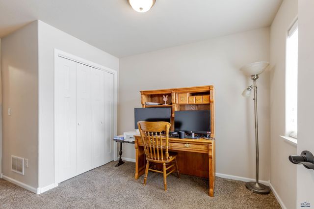 10281 VENTURA LN, Piedmont, SD 57718