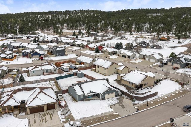 10281 VENTURA LN, Piedmont, SD 57718