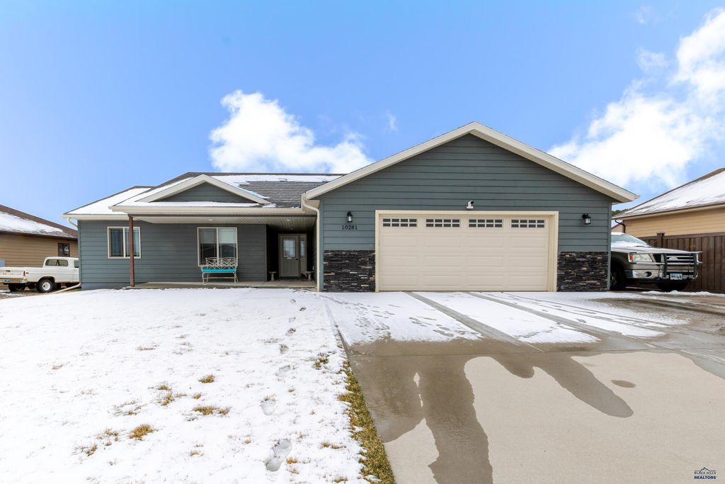 10281 VENTURA LN, Piedmont, SD 57718
