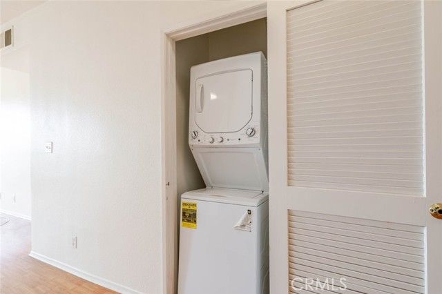 19350 Sherman Way 210, Reseda (los Angeles), CA 91335