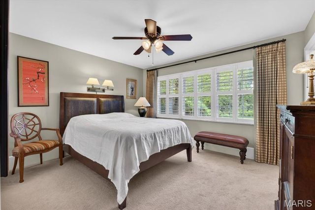 1300 S Warson Road, St Louis, MO 63124