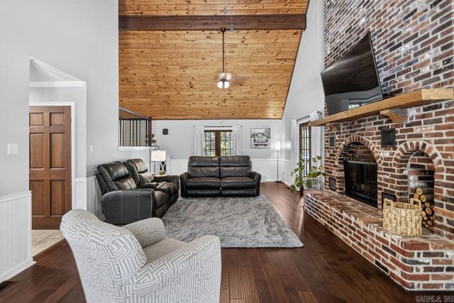 1110 Oak Acres, Bryant, AR 72019