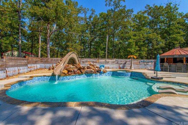 1110 Oak Acres, Bryant, AR 72019