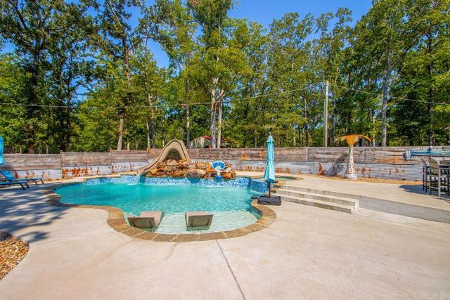 1110 Oak Acres, Bryant, AR 72019