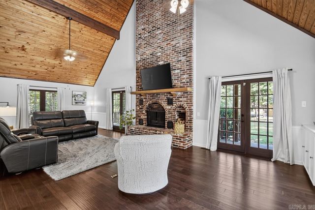 1110 Oak Acres, Bryant, AR 72019