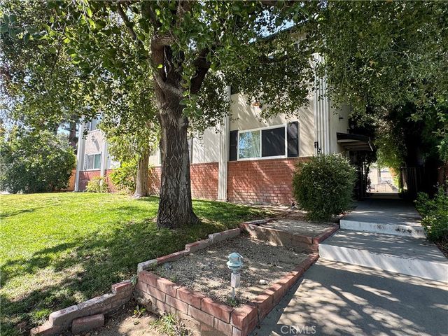 157 Esperanza Avenue D, Sierra Madre, CA 91024