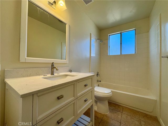 157 Esperanza Avenue D, Sierra Madre, CA 91024