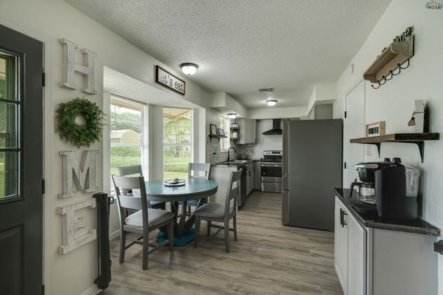 211 DIRKS DRIVE, Wichita Falls, TX 76302