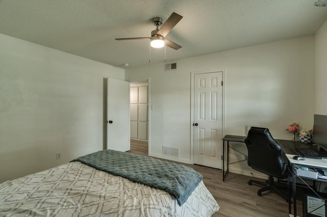 211 DIRKS DRIVE, Wichita Falls, TX 76302
