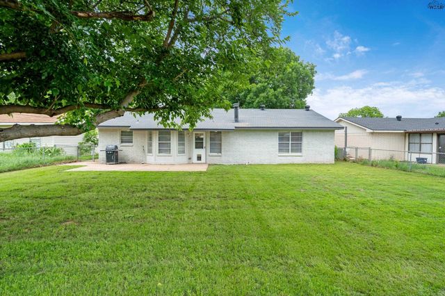 211 DIRKS DRIVE, Wichita Falls, TX 76302
