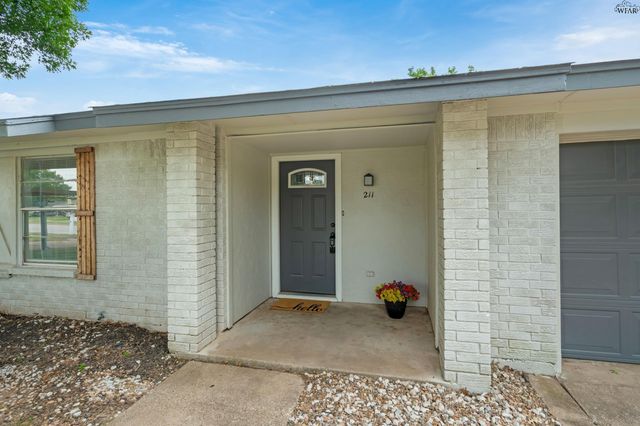 211 DIRKS DRIVE, Wichita Falls, TX 76302