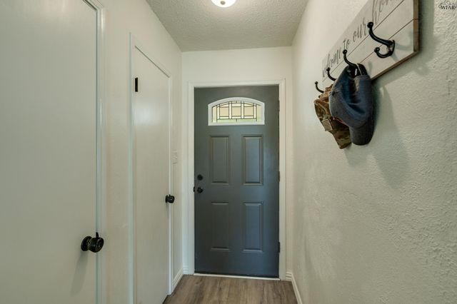 211 DIRKS DRIVE, Wichita Falls, TX 76302