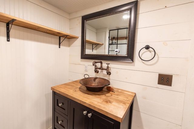 395 Ashby Road, New Ipswich, NH 03071