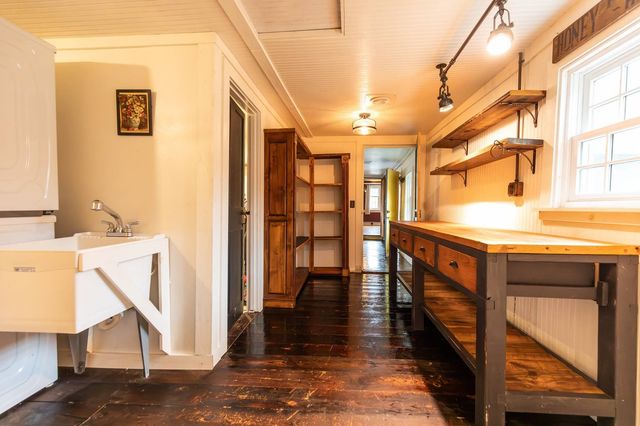 395 Ashby Road, New Ipswich, NH 03071