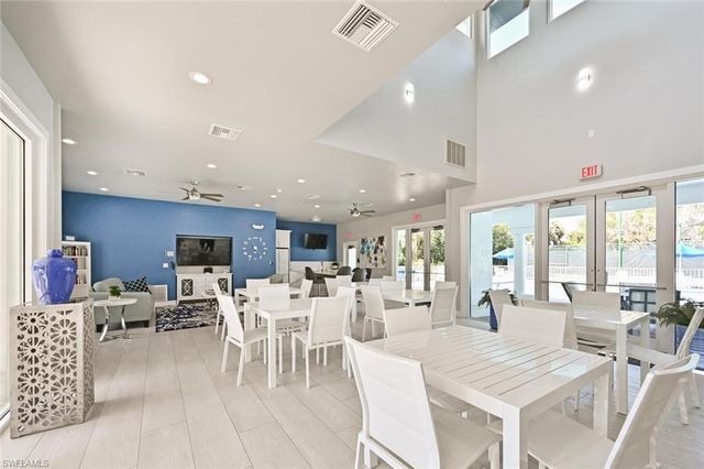 6305 Wilshire Pines CIR 503, Naples, FL 34109