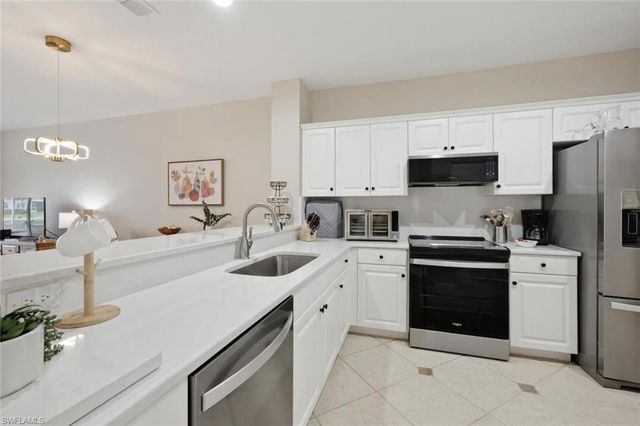6305 Wilshire Pines CIR 503, Naples, FL 34109