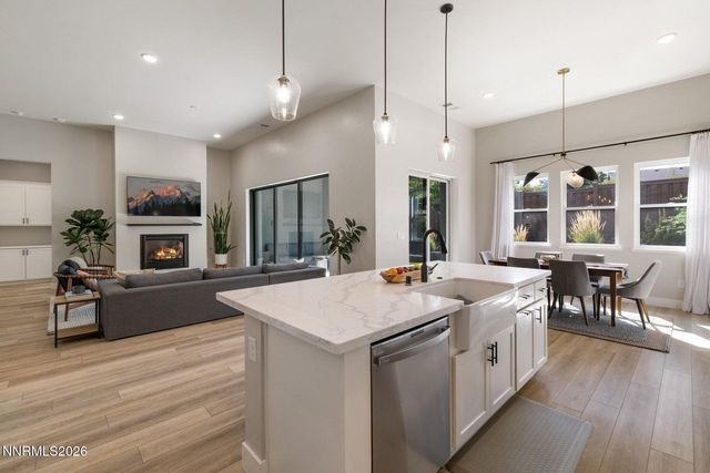 954 Solarium Drive, Reno, NV 89511